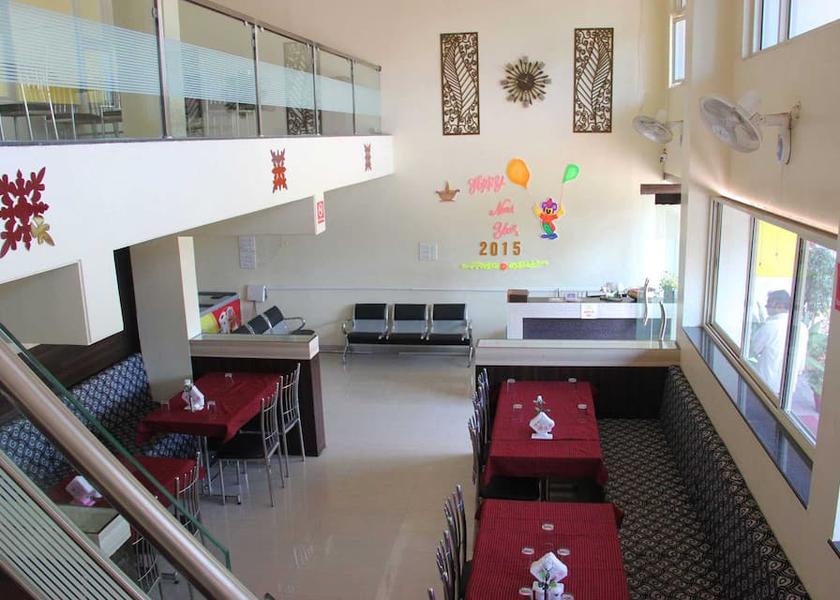 Maharashtra Latur Food & Dining